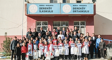 Minik Şeflerle Zeytinli Tarifler’in İlk Durağı Dereköy İlköğretim Okulu Oldu