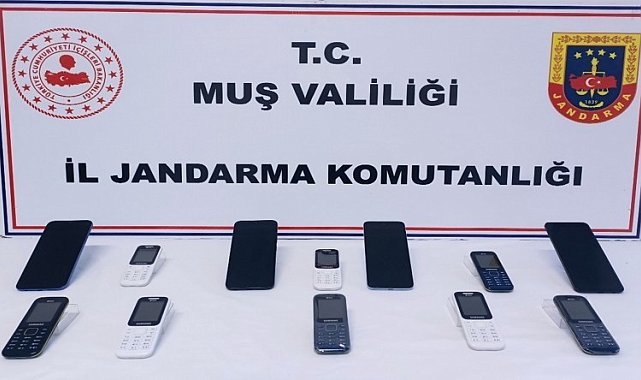 Muş'ta kaçak cep telefonu operasyonu