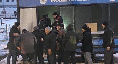 Nevşehir Belediyesi'nden poğaça ve süt ikramı