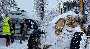 Ordu'da kar mesaisi! 457 mahallenin yolu açıldı