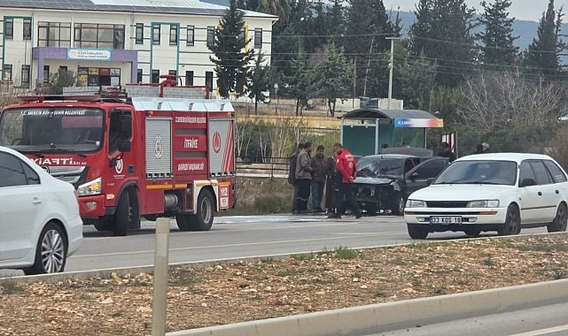 Otomobil alev alev yandı