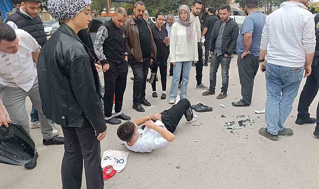 Otoparka dönen otomobil ile motosiklet çarpıştı: 1 yaralı
