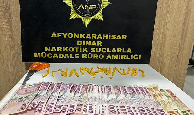 Polis 25 adet peçeteye emdirilmiş uyuşturucu madde ele geçirdi