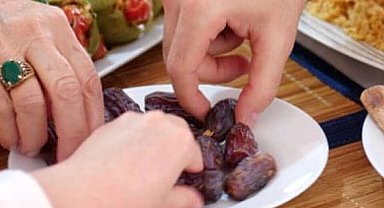 Ramazan'da sağlıklı beslenme ve aktivite önerileri