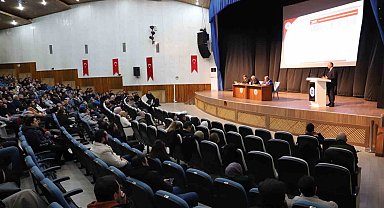 Rektör Prof. Dr. Göktaş, akademik personelle bir araya geldi