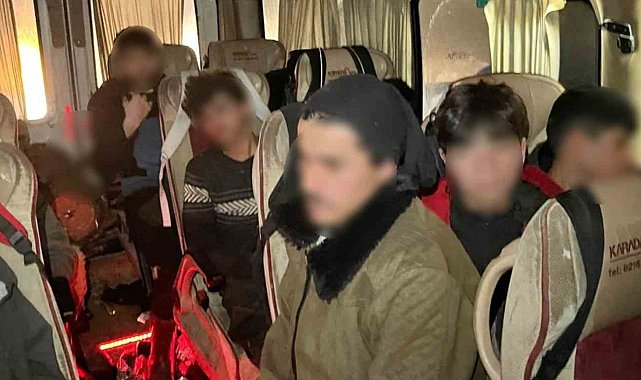 Sakarya'da 32 düzensiz göçmen yakalandı