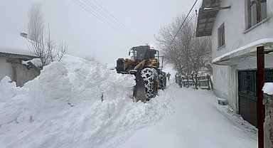 Sakarya'da 100 kişilik timle karla mücadelede son durum