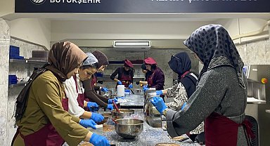 Sakarya'da kadınlara yönelik çikolata ve kahve atölyesi tamamlandı