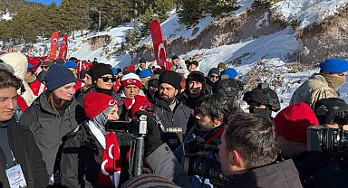 Sarıkamış'ta "Bu toprakta izin var" temasıyla devlet erkânı, şehit yakınları ve gaziler tek yürek oldu