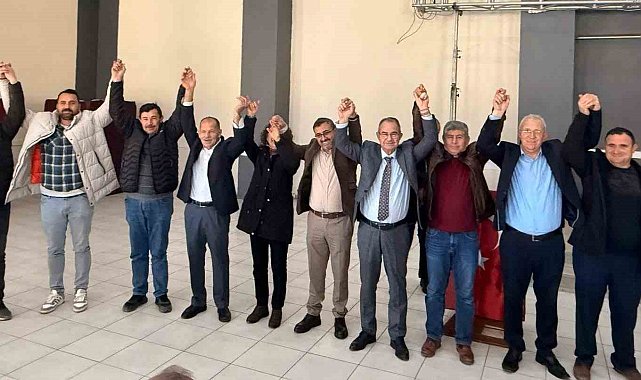 Selendili esnaflardan Başkan Kahveci'ye güven oyu