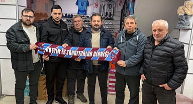 Sertaç Güven'den Artvinli gençlere stattan maç izleme desteği