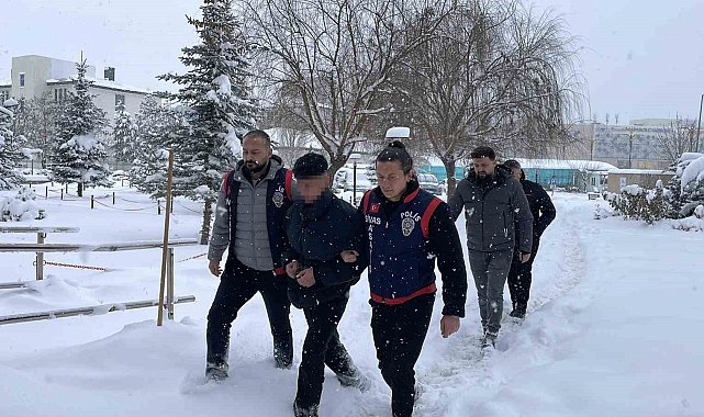 Sivas'ta yılbaşı gecesi kanlı bitti, cinayet zanlısı adliyeye sevk edildi