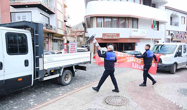 Sivrihisar'da kaldırım işgallerine zabıta geçit vermiyor