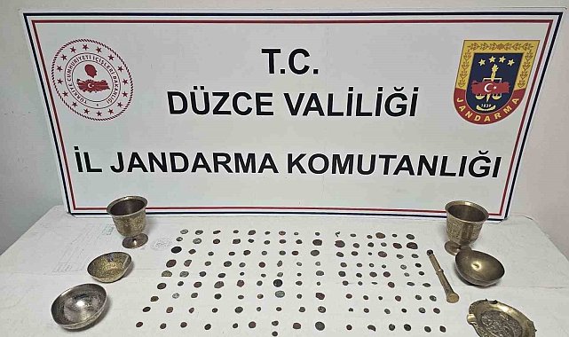 Tarihi eserleri 120 bin dolara satacaktı