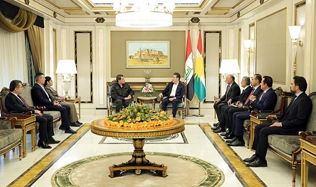 Terör örgütü SDG elebaşı Mazlum Abdi, ABD'li Özel Temsilci Barrack ve IKBY Başkanı Barzani ile görüştü