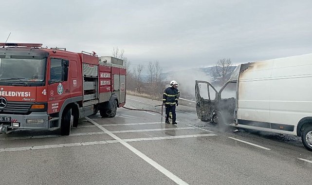 Tokat'ta alev alan panelvan kullanılamaz hale geldi