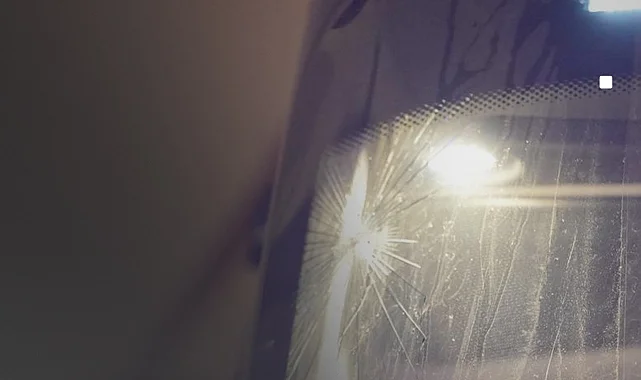 Trabzonspor'un takım otobüsüne taşlı saldırı!