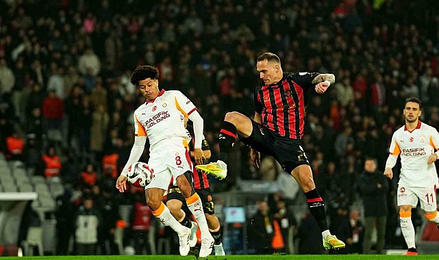 Trendyol Süper Lig: Fatih Karagümrük: 0 - Galatasaray: 1