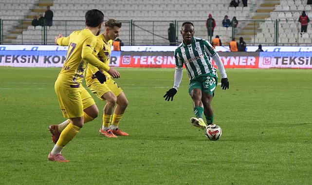 Trendyol Süper Lig: Konyaspor: 1 - Eyüpspor: 1