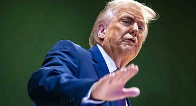 Trump'tan Kanada'ya Çin'le ticaret anlaşması tehdidi: "Yüzde 100 gümrük vergisi uygulanır"