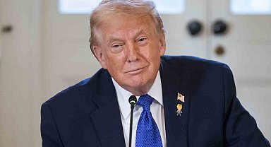 Trump'tan Küba'ya: "Çok geç olmadan bir anlaşma yapmalarını şiddetle tavsiye ediyorum"