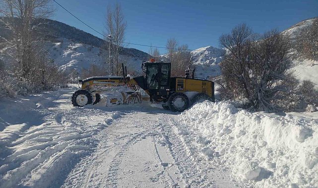 Tunceli'de 298 köy yolunda çalışmalar sürüyor