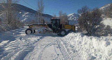 Tunceli'de 298 köy yolunda çalışmalar sürüyor