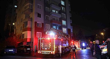 Tüpten tüpe gaz dolumu yaparken evi yaktı