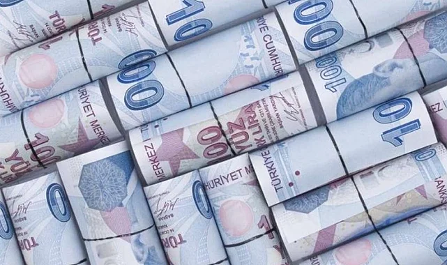 Türkiye ekonomisinde net finansal açık azaldı
