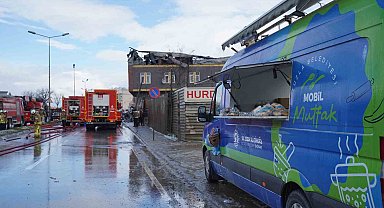 Tuzla Belediyesi'nden yangından etkilenen vatandaşlara destek