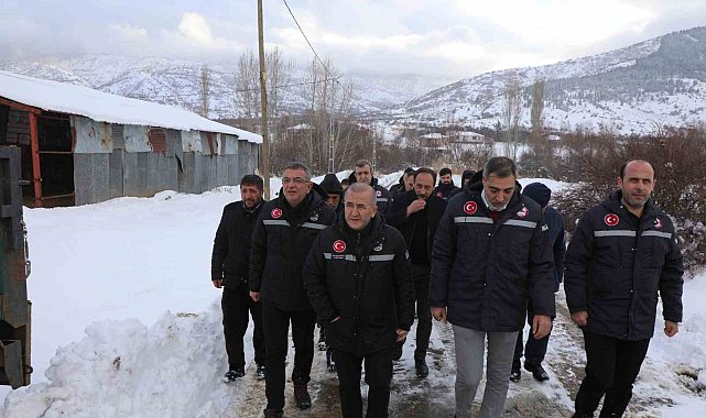 Vali Hatipoğlu, karla mücadele çalışmalarını inceledi