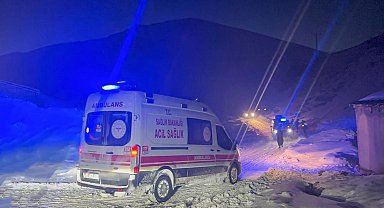 Van'da zorlu hasta kurtarma operasyonu