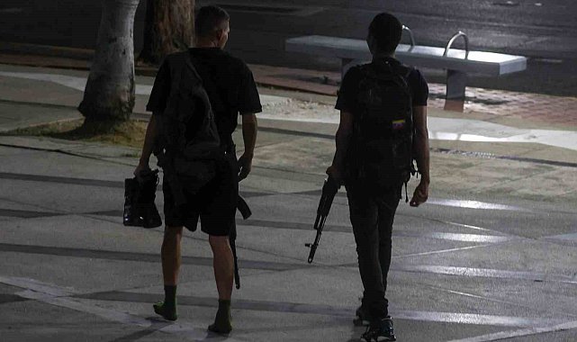 Venezuela hükümeti: "ABD, farklı bölgelerdeki sivil ve askeri tesislere saldırı gerçekleştirdi"