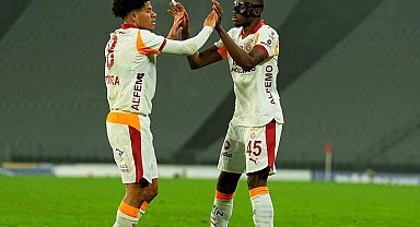 Victor Osimhen, bu sezonki gol sayısını 13'e yükseltti