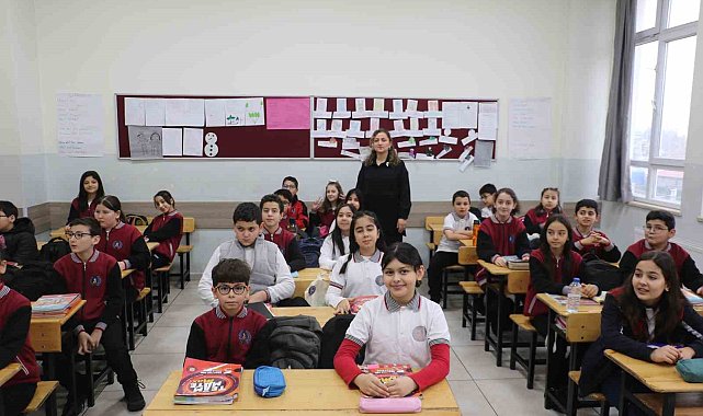 Yaklaşık 18 milyon öğrenci karnelerini alarak yarıyıl tatiline girdi
