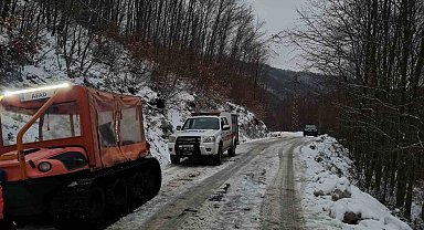 Yalova'da araçlarında mahsur kalan 35 kişi kurtarıldı