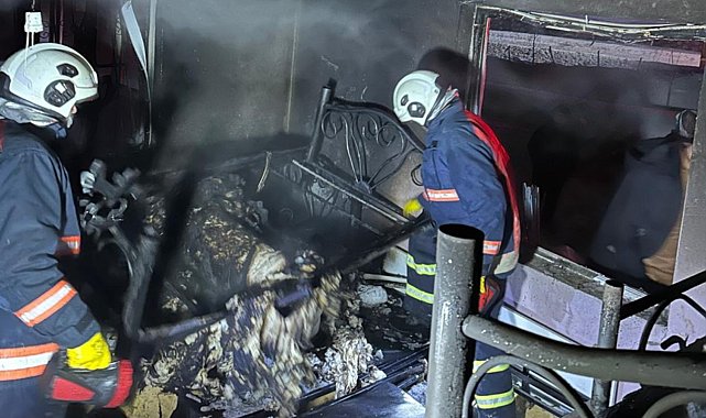 Yüksekova'da korkutan ev yangını: 4 çocuk hastaneye kaldırıldı