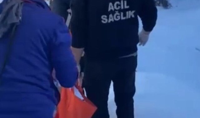 Zorlu yollar aşıldı, evde bakım hastasına zamanında müdahale