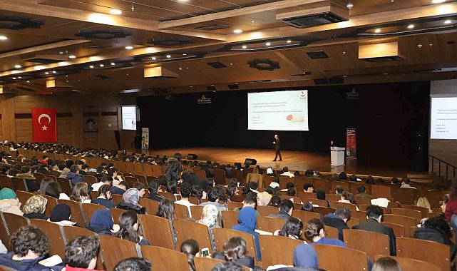 'Üniversite Yolunda Sınav Stratejileri' etkinliği yapıldı