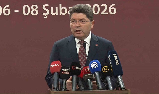 Adalet Bakanı Tunç: "Demokratik anayasa ile Türkiye Yüzyılı'na devam etmek yakışır"