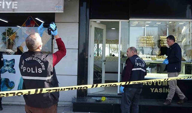 Adana'da silahlı kuyumcu soygunu