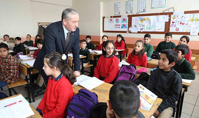 Ağrı Milli Eğitim Müdürü Kökrek, Eleşkirt'te eğitim çalışmalarını inceledi