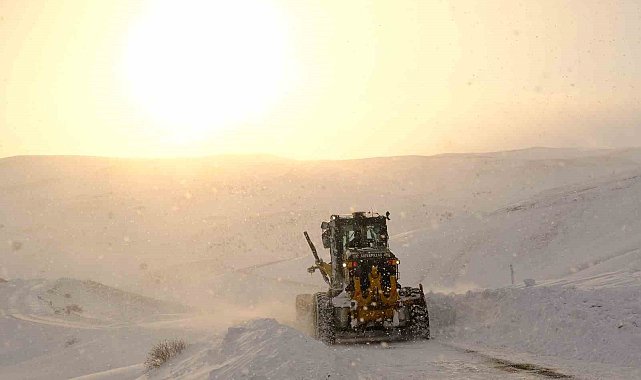 Ağrı'da 41 köy yolu ulaşıma kapandı