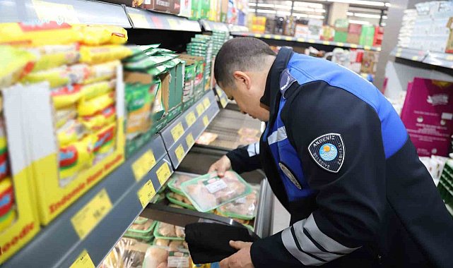 Akdeniz'de Ramazan ayı öncesi market ve fırınlara sıkı denetim