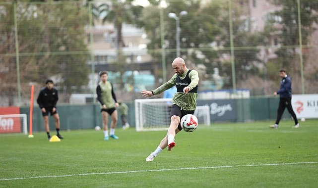 Alanyaspor, Beşiktaş maçı hazırlıklarına başladı
