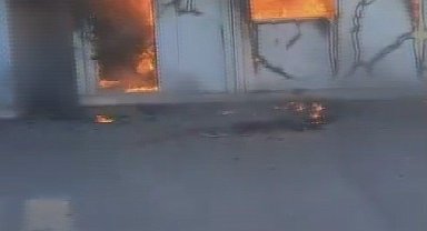 Alevlere teslim olan boş konteyner kullanılamaz hale geldi