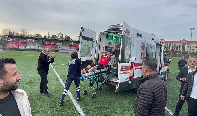 Amatör maçta saha karıştı