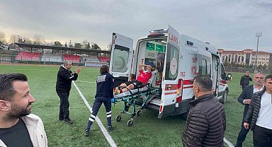 Amatör maçta saha karıştı