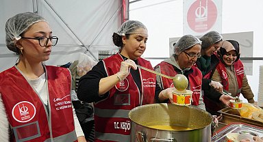 Ankara Keçiören'de sıcak aş ve kumanya ikramı
