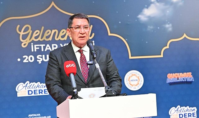 Antalya protokolü ve oda başkanları iftarda buluştu